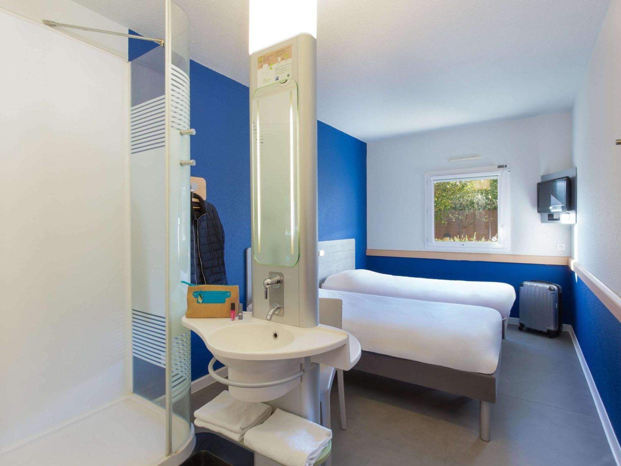 Ibis Budget Saint-Maximin エクステリア 写真