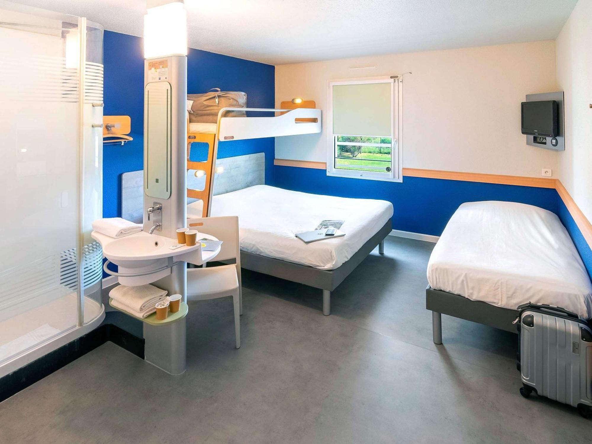 Ibis Budget Saint-Maximin エクステリア 写真