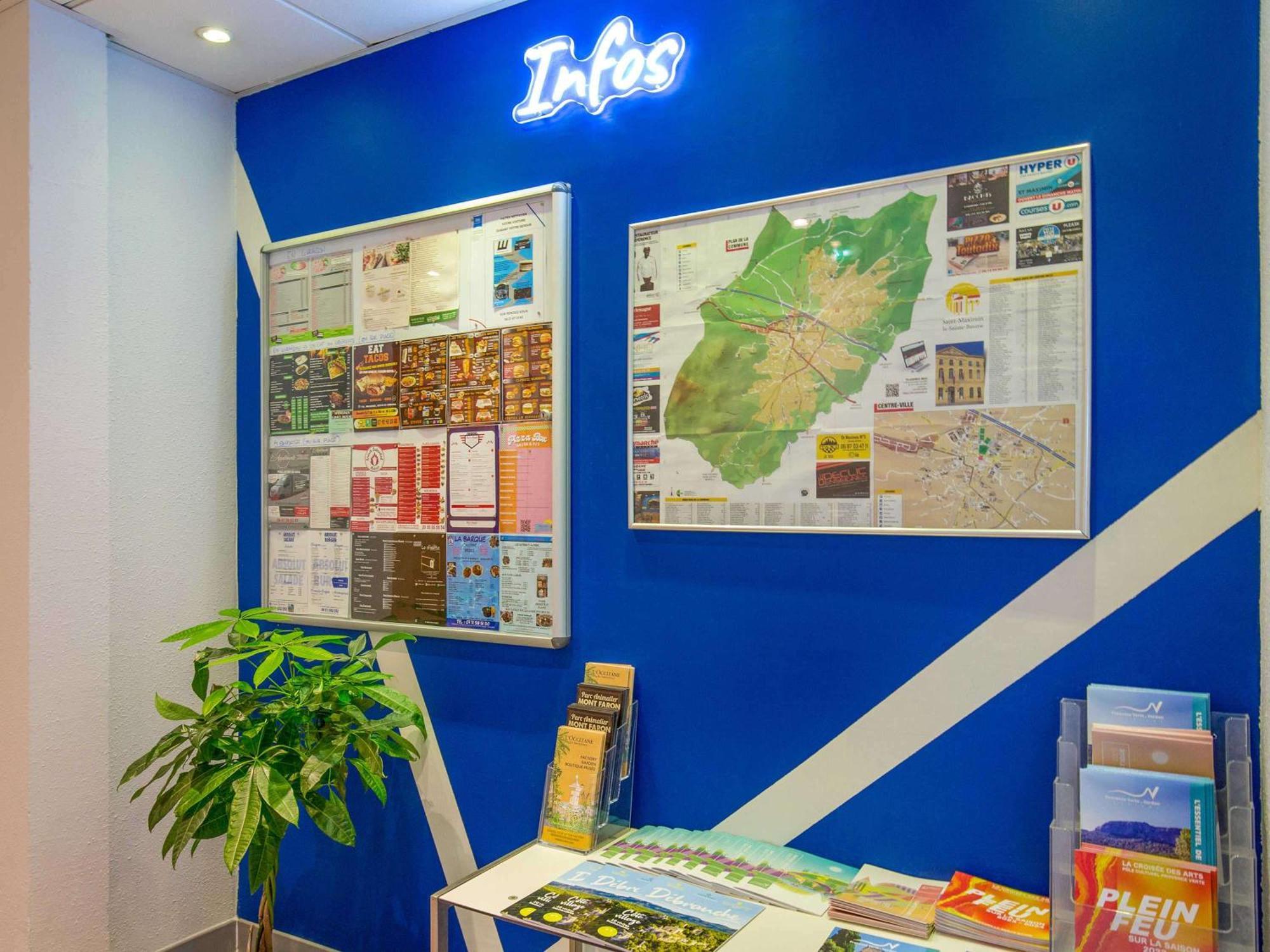 Ibis Budget Saint-Maximin エクステリア 写真