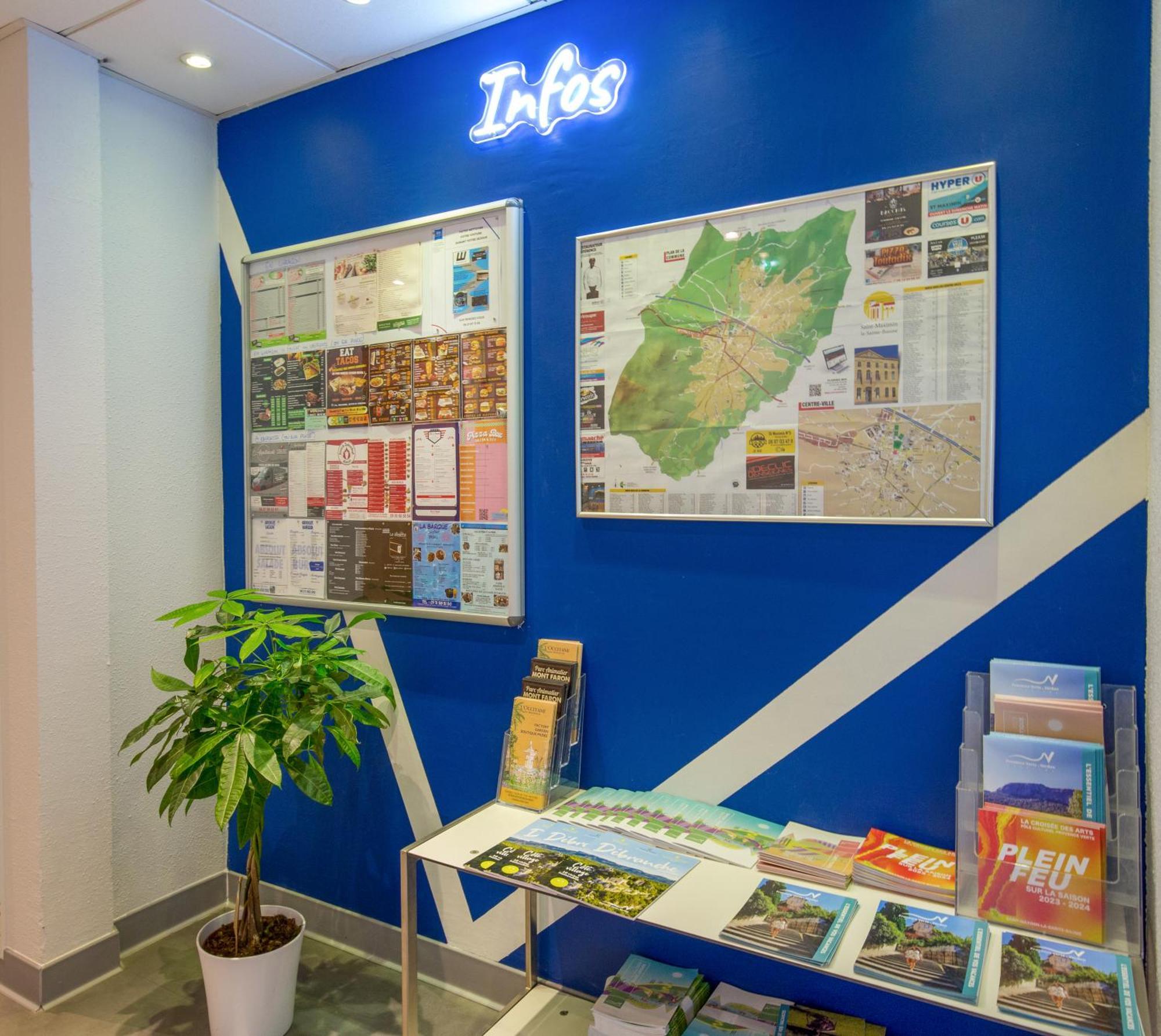 Ibis Budget Saint-Maximin エクステリア 写真