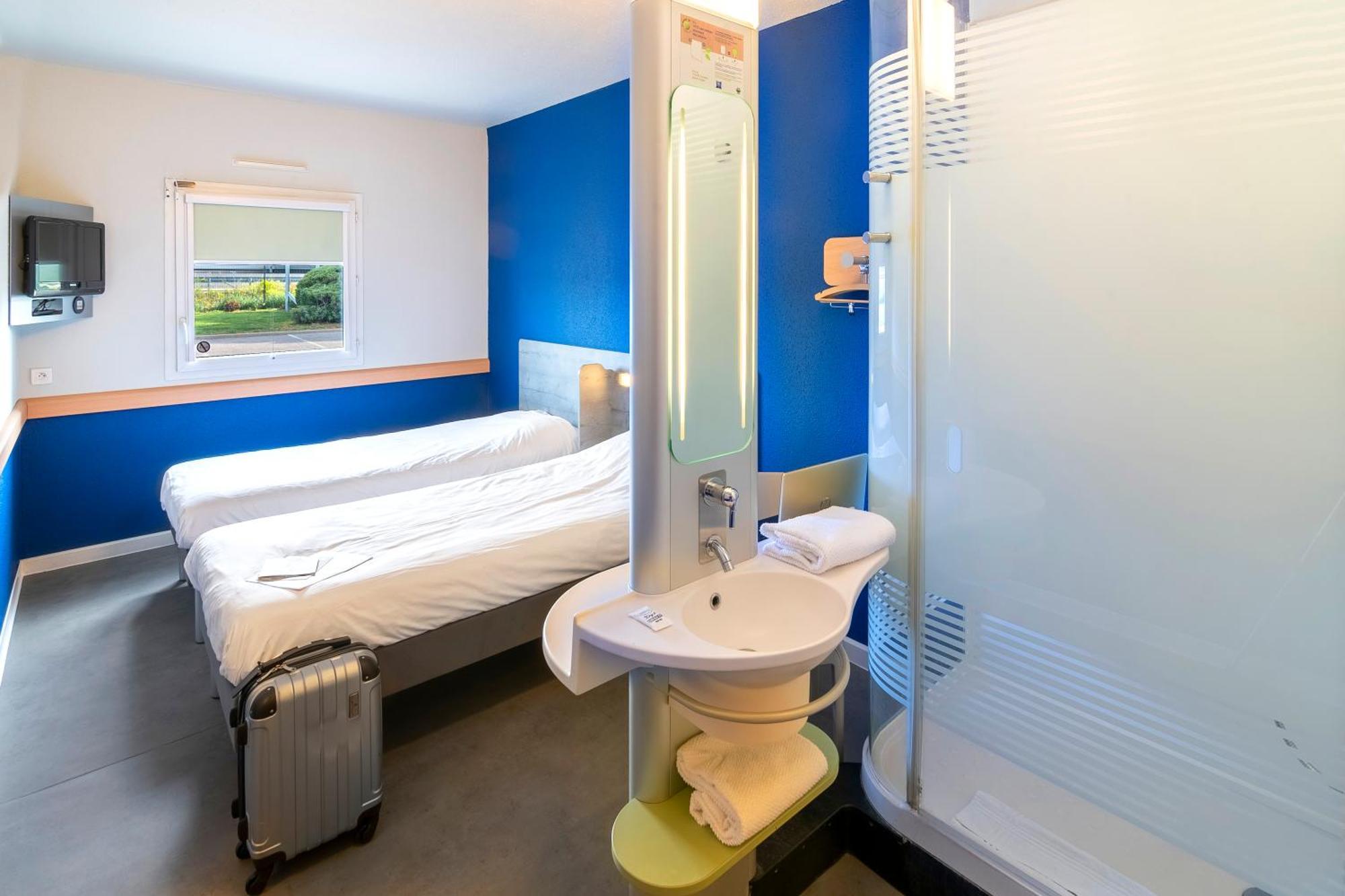 Ibis Budget Saint-Maximin エクステリア 写真