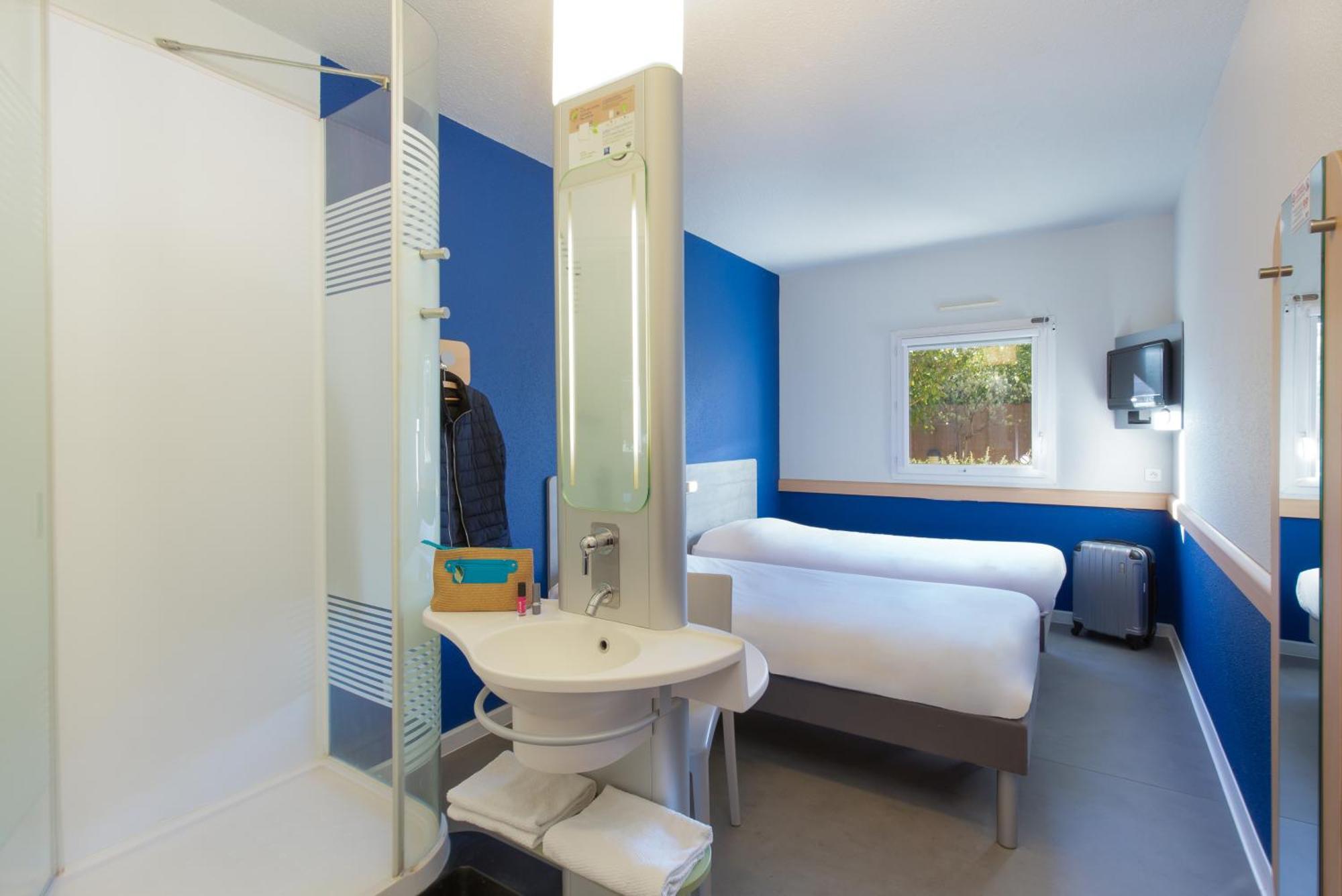 Ibis Budget Saint-Maximin エクステリア 写真