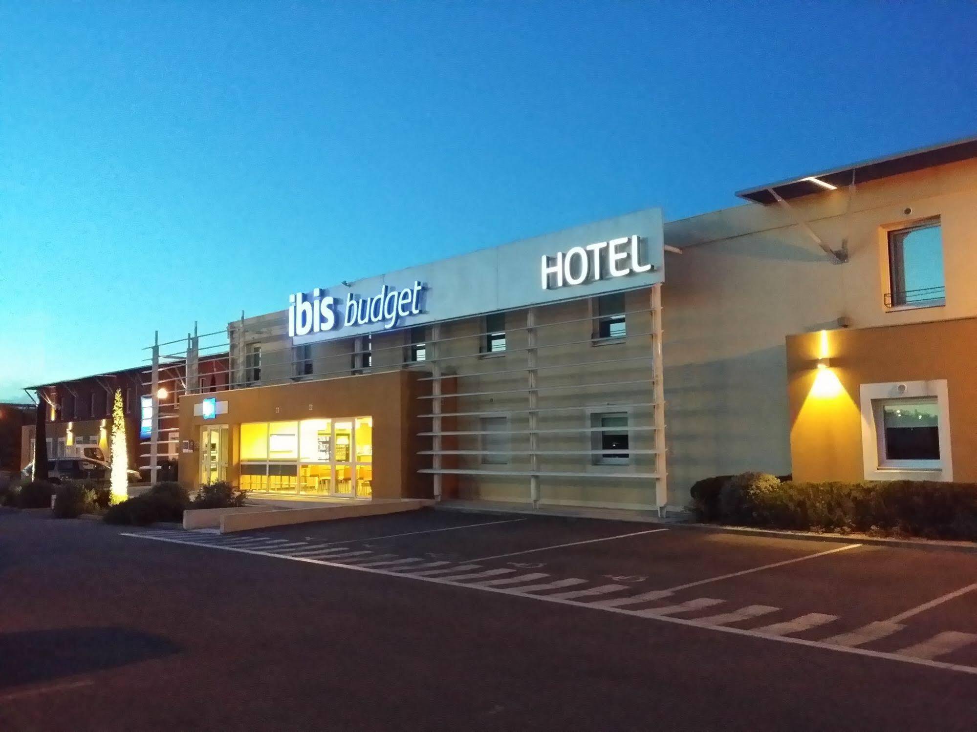 Ibis Budget Saint-Maximin エクステリア 写真