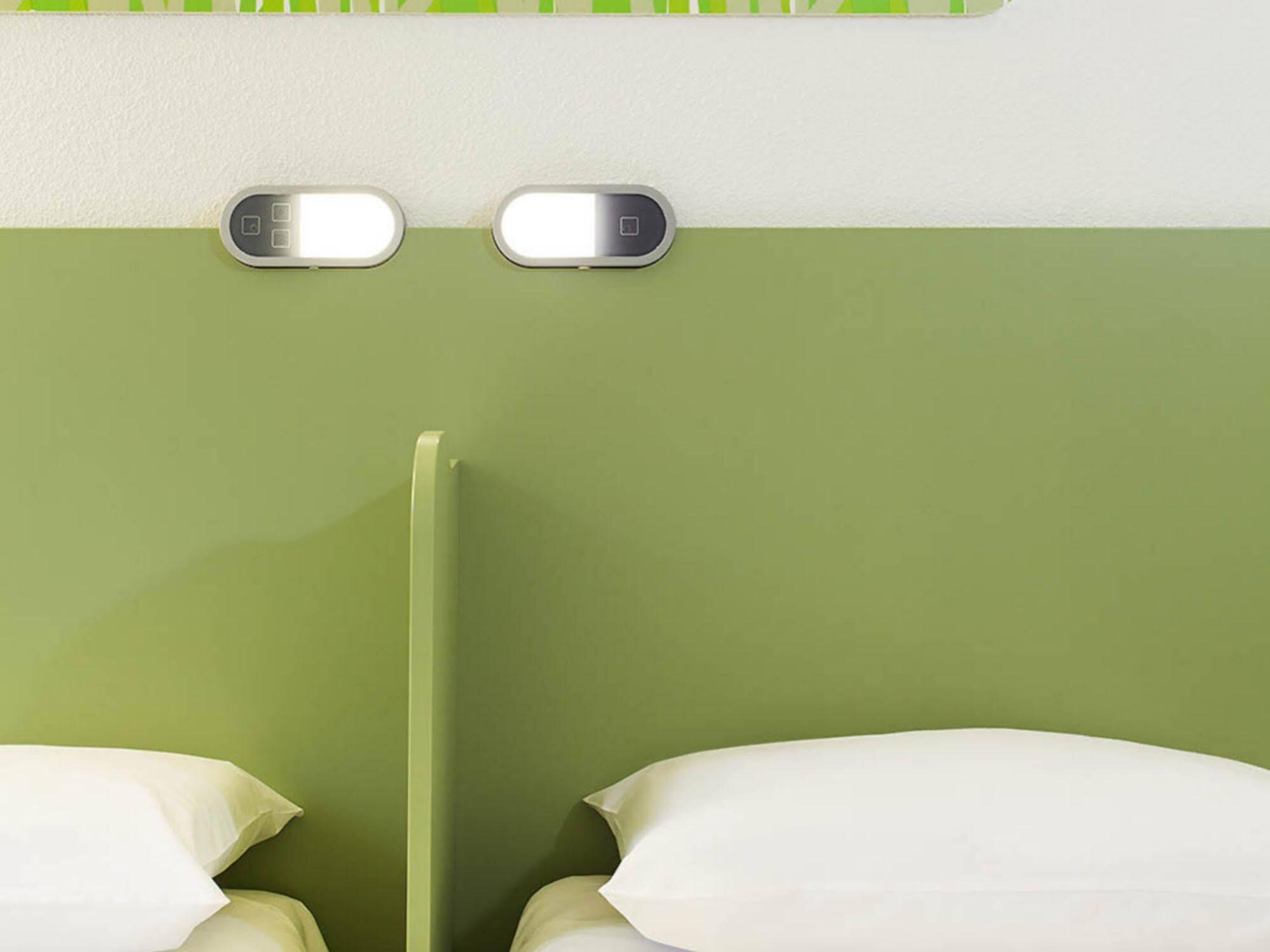 Ibis Budget Saint-Maximin エクステリア 写真