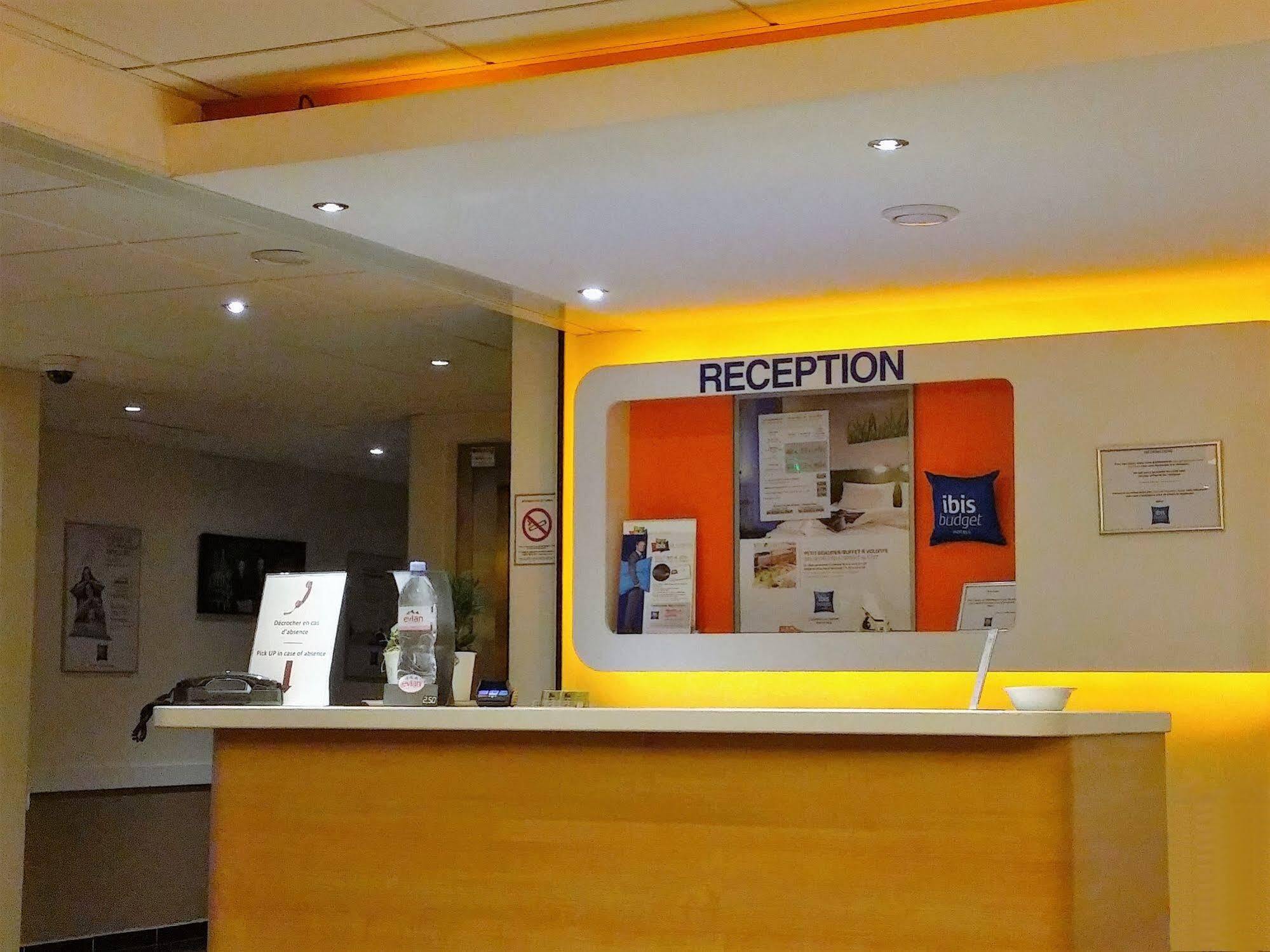 Ibis Budget Saint-Maximin エクステリア 写真